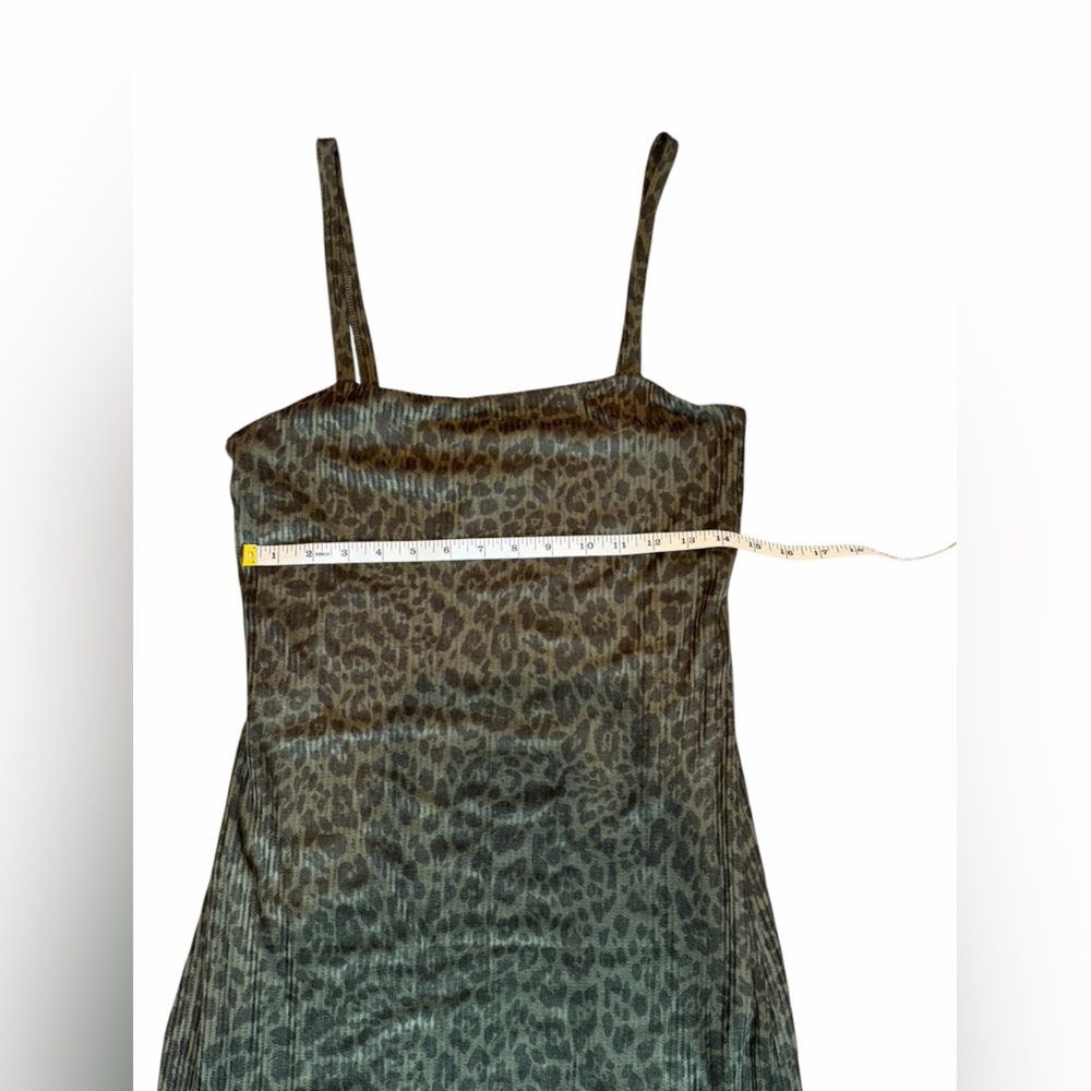 Express Leopard Print Midi Dress - Picture 5 of 7